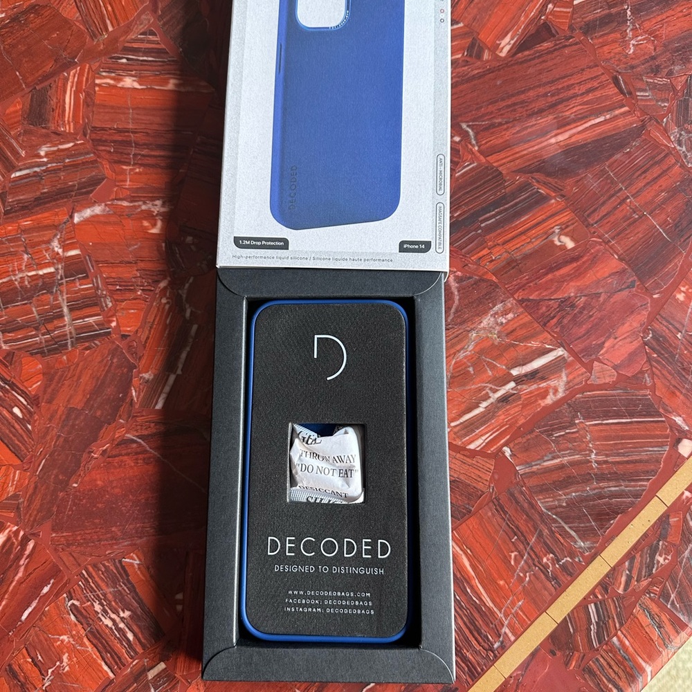 iPhone 14 case - Picture 3 of 3
